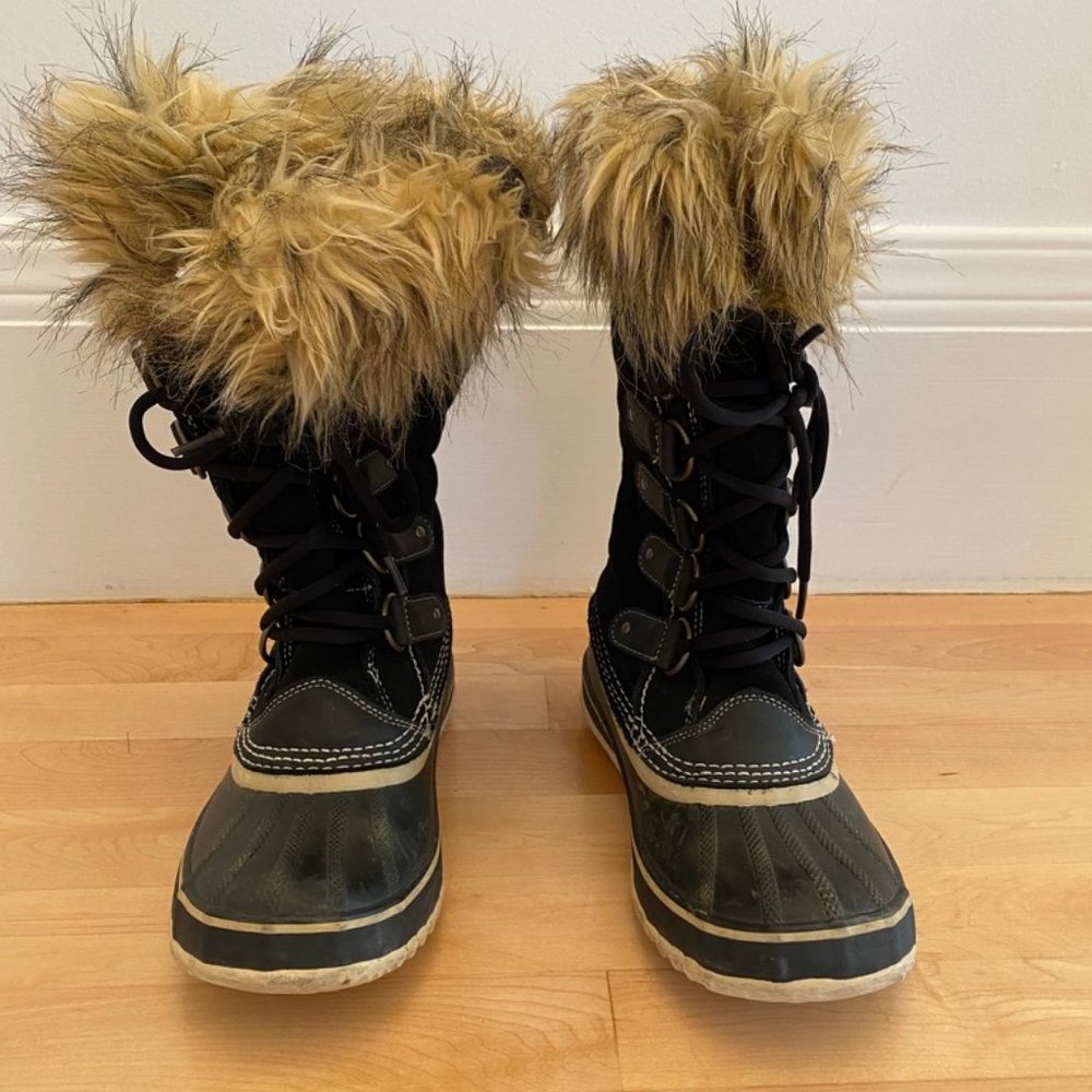 SOREL SNOW BOOTS